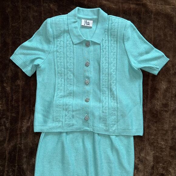 VTG Mita 12P Aqua Collared, Button Front Cable Knit Short Sleeve Top/Skirt Set - Picture 2 of 7